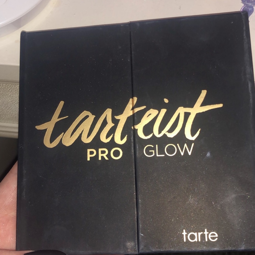 There tarteist pro glow palette
